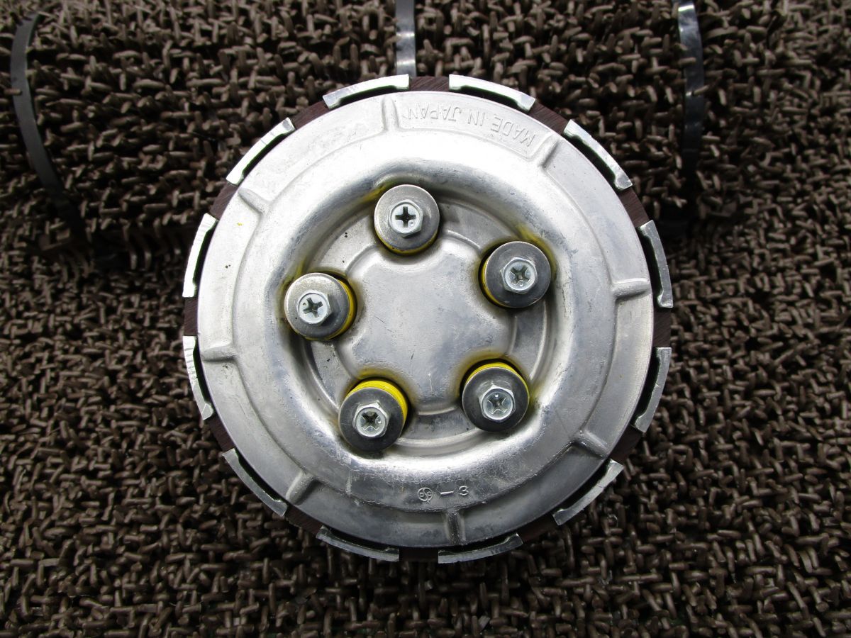 400 SS クラッチハウジング A 8618 S 3 F カワサキ E キャブ車 マッハ