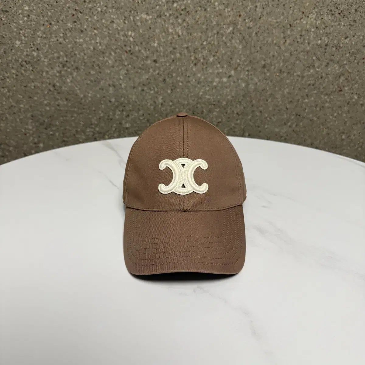 Mサイズ セリーヌ トリオンフ ベースボールキャップ 帽子