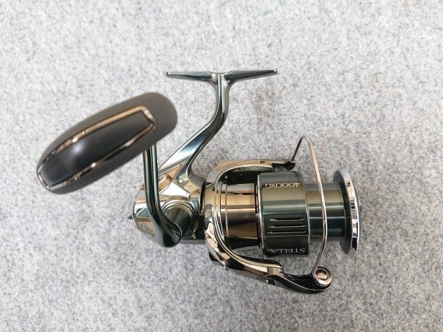 未使用品】 訳あり シマノ 22 ステラ 4000XG スピニングリール STELLA