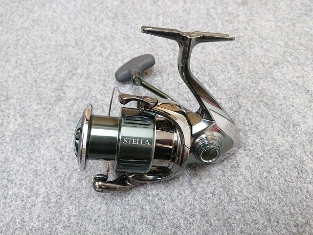 未使用品】 訳あり シマノ 22 ステラ 4000XG スピニングリール STELLA