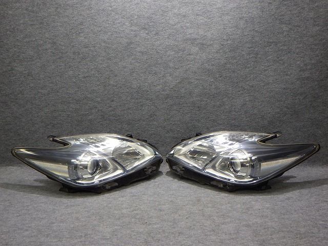 30プリウス ヘッドライト 左右 ハロゲン ZVW30 前期 47-29 ホ トヨタ