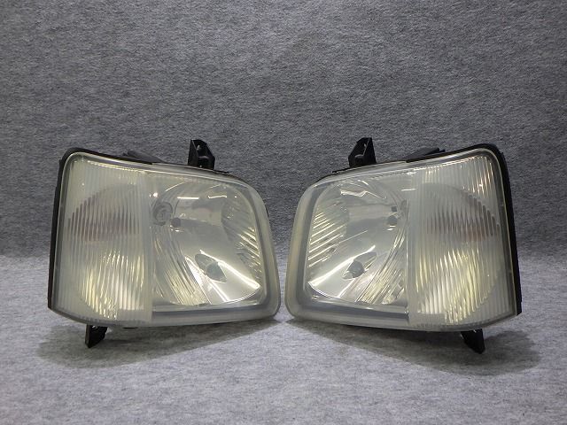 ワゴンR ヘッドライト 左右 ハロゲン MC21S/22S 後期 100-32679 スズキ