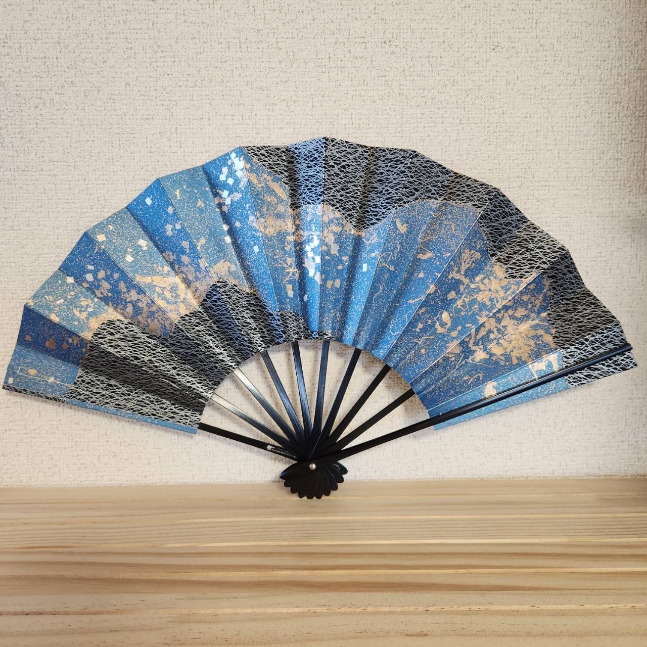 日本舞踊 扇子 舞扇子 日本舞踊 踊り用 29cm 青 金箔 黒塗骨 京扇子 箱