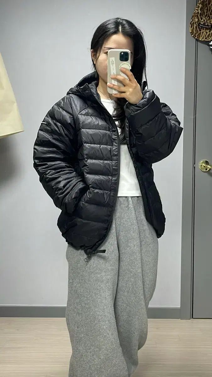 フィジカル デパートメント5 軽量ダウン