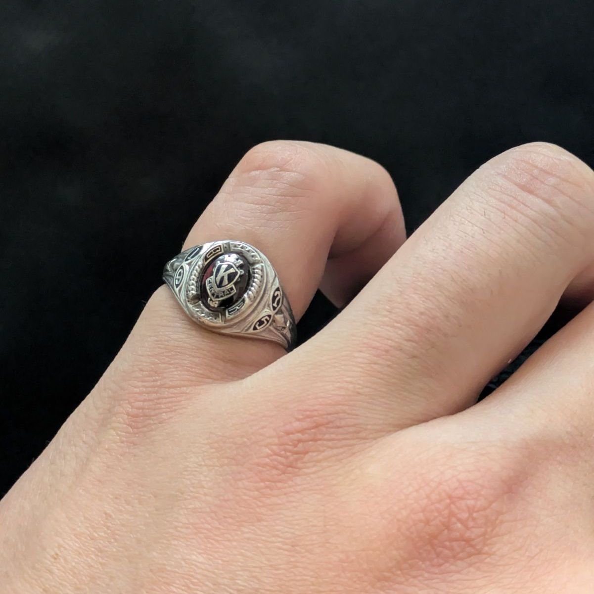 JOSTENS 1975年 スターリングシルバー925 カレッジリング 赤 黒 - メルカリ