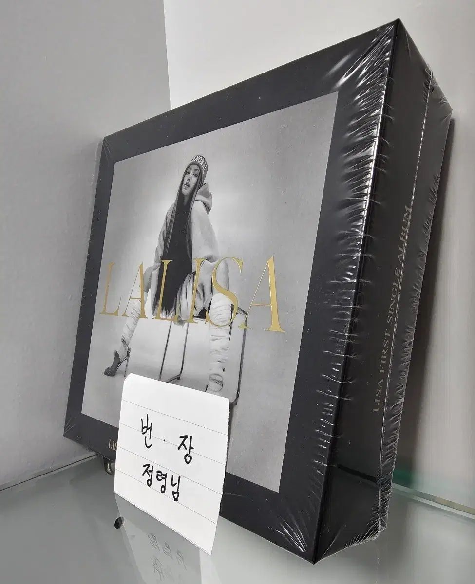 BLACKPINK リサ ラリサ キット 未開封 出品 - メルカリ