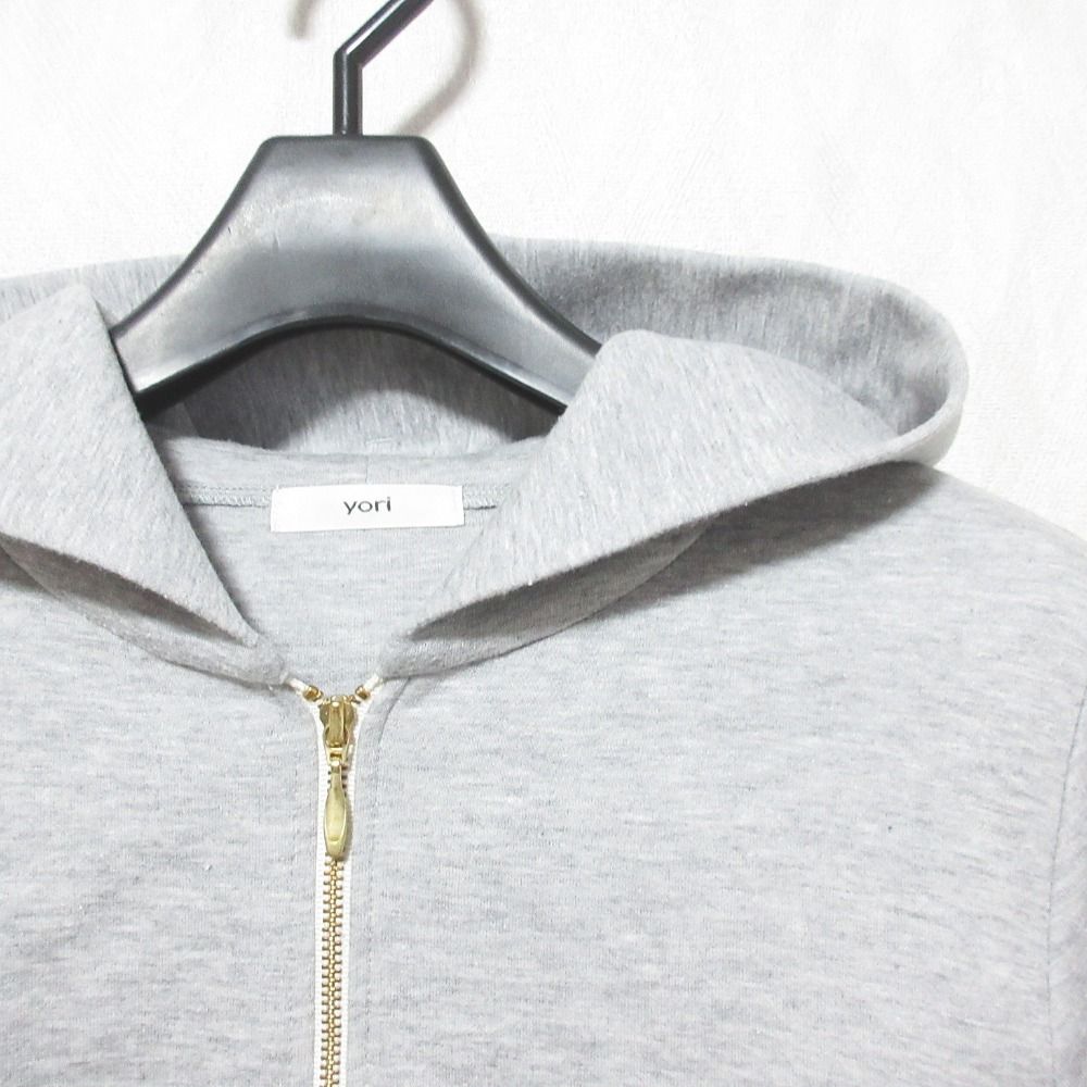 良品 23AW yori ヨリ ダンボールニットパーカー フレア ペプラム