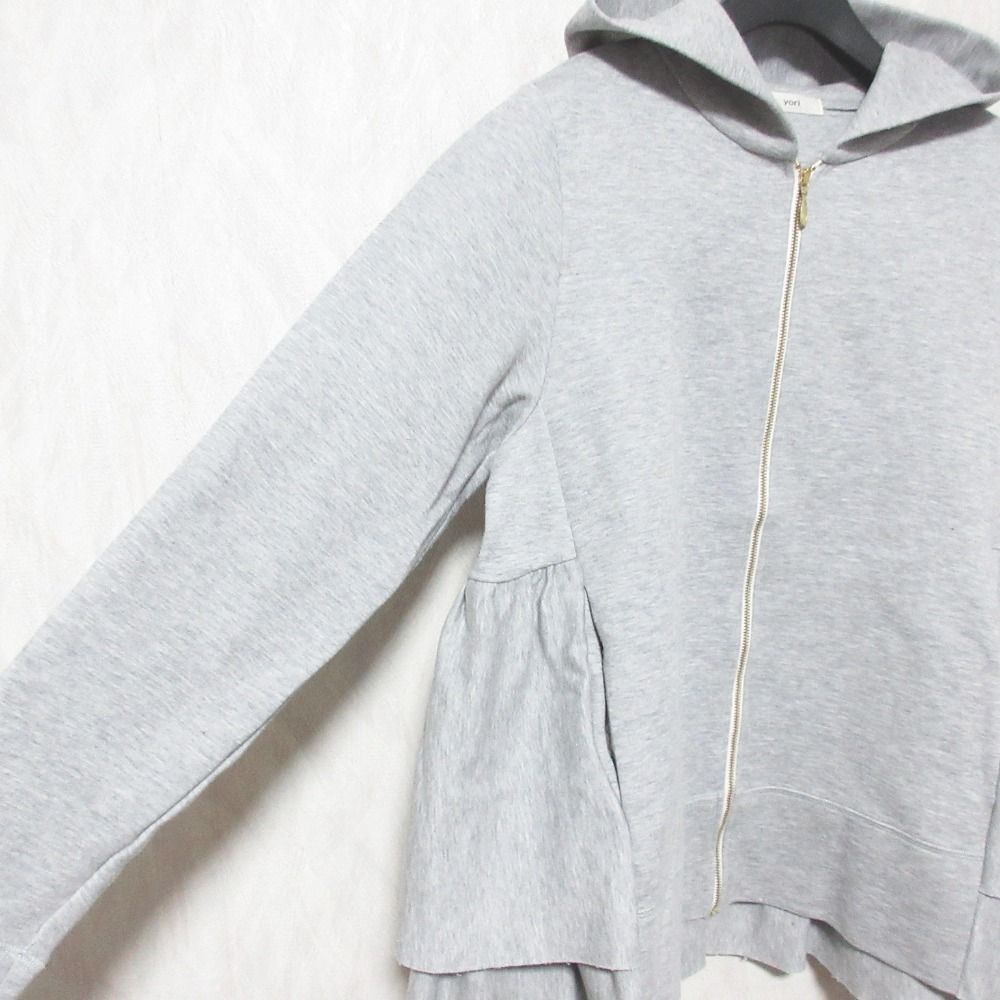 良品 23AW yori ヨリ ダンボールニットパーカー フレア ペプラム