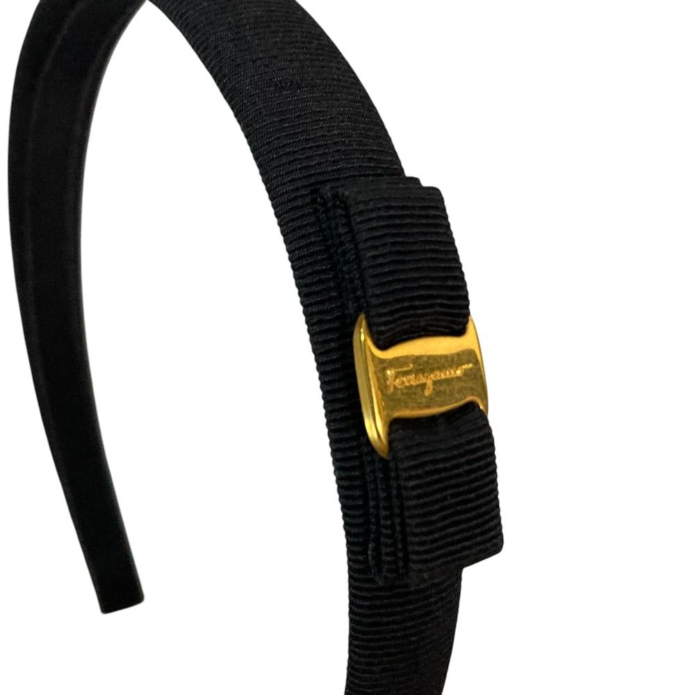 美品 Salvatore Ferragamo サルヴァトーレフェラガモ ヴァラ リボン