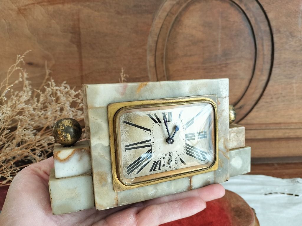 アンティーク 時計 大理石 骨董 ゼンマイ時計 フランス アンティーク 大理石ゼンマイ 目覚まし時計 実働 美品 - メルカリ