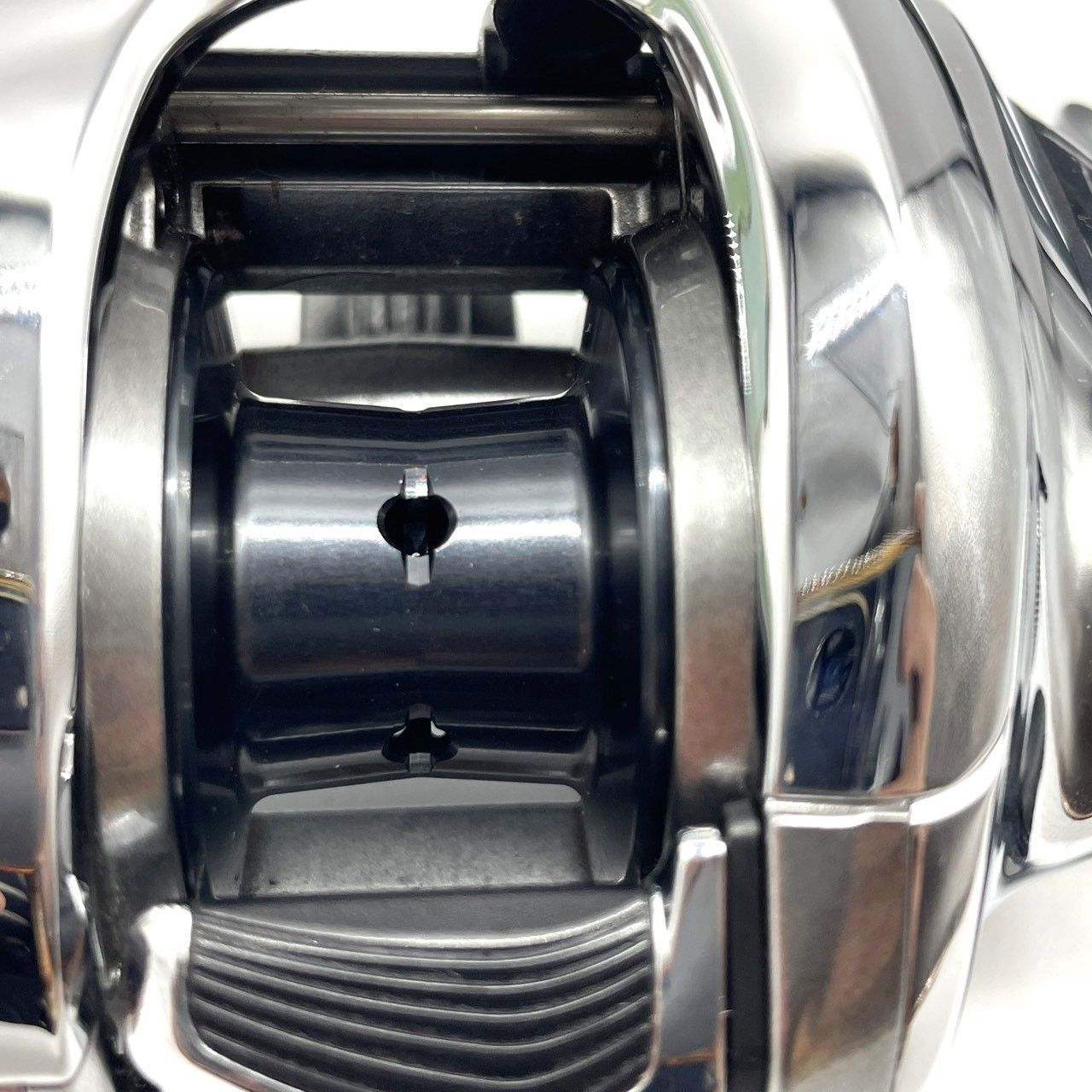 ☆SHIMANO シマノ 19 ANTARES HG 03984 ベイトリール 右ハンドル 中古