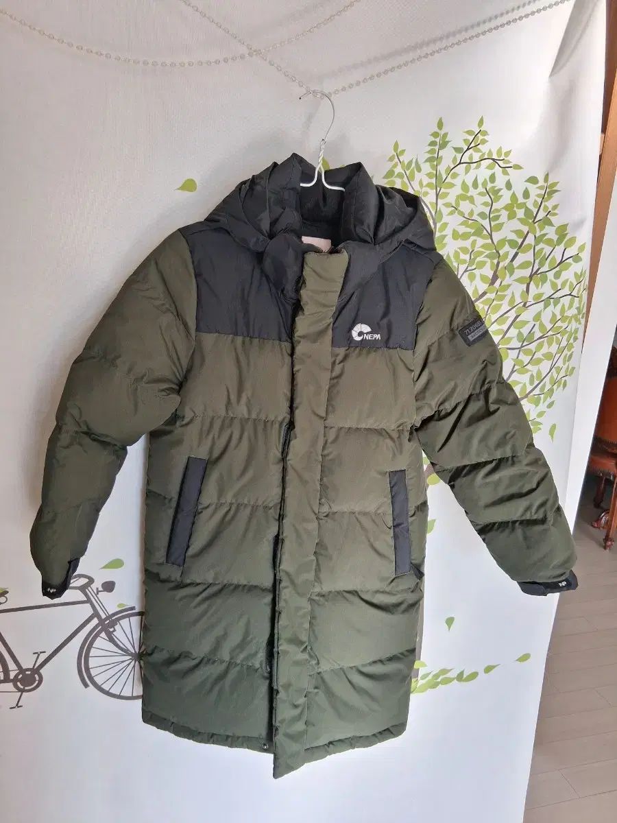 NEPA ネパ マルーン ダウンジャケット ロング丈 カーキ色 140