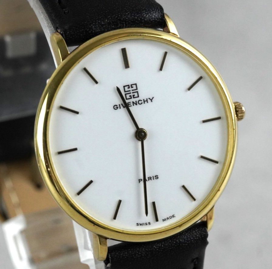 新同品 ジバンシイ GIVENCHY ゴールド ホワイト文字盤 腕時計 F701 GIVENCHY ジバンシー 621 QZ白文字盤 デイト NMR メンズ腕時計｜Yahoo