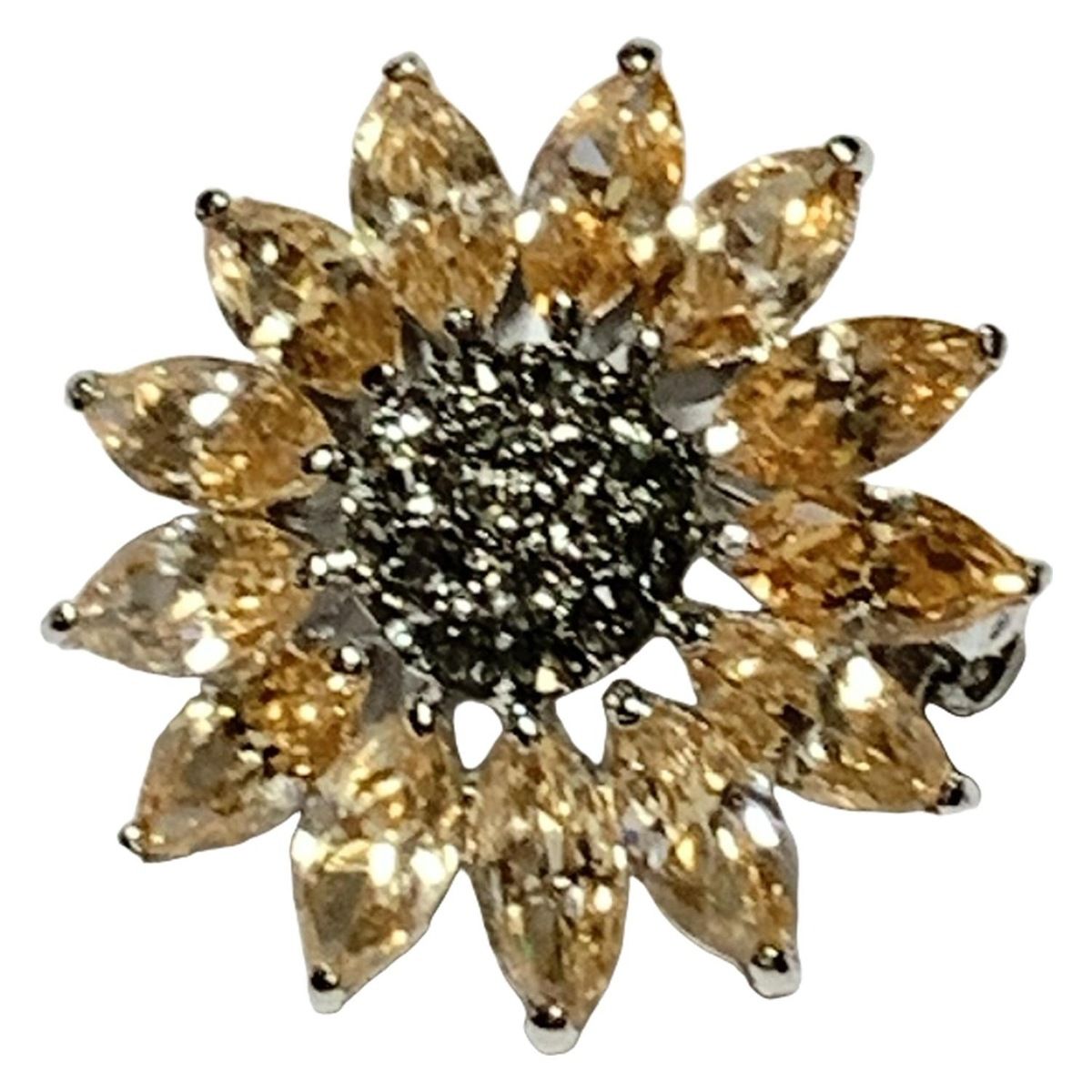 フォクシー豪華ブローチ FOXEY(フォクシー) ブローチ - クリア×オレンジ×シルバー ライン