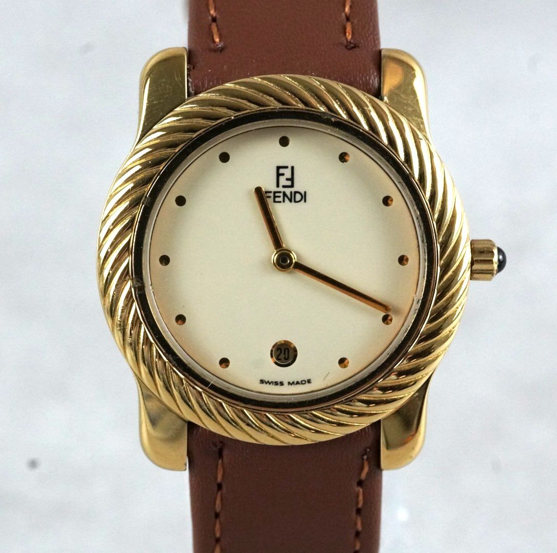 専用480 FENDI 860L ゴールドレディース　時計　ヴィンテージウォッチ 電池交換済み】 FENDI フェンディ 腕時計 wacth 860J クォーツ quartz