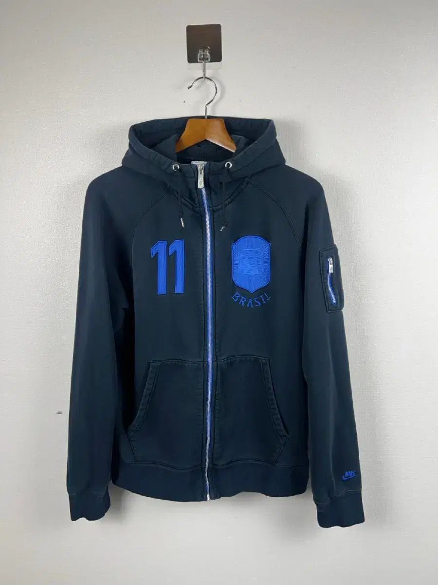 NIKE公式 メンズ スポーツブラ ナイキ ナイキの通販 インディ 