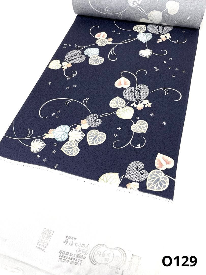 小紋 紋意匠 葵 桜 丹後ちりめん 反物 正絹 O129 - メルカリ