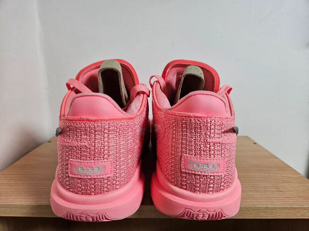 ナイキ レブロン 20 EP バスケシューズ 27 0 cm DJ 5422 600