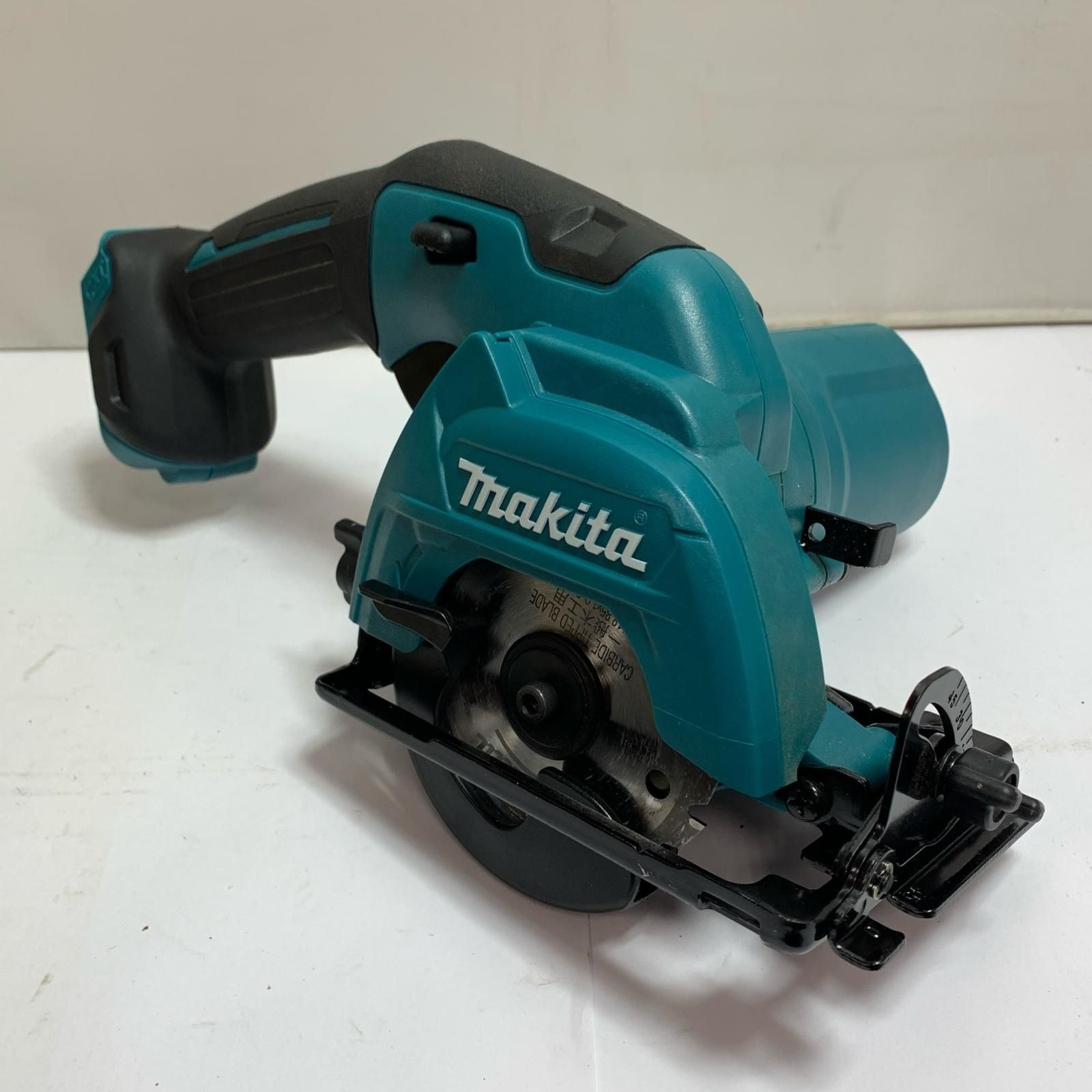 ♭♭MAKITA マキタ 85 mm 充電式丸ノコ 2019 10製 本体のみ 10 8Ｖ HS 301 D