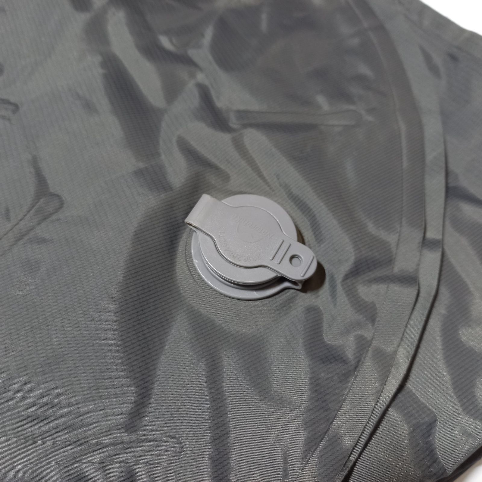 スリーピングパッド