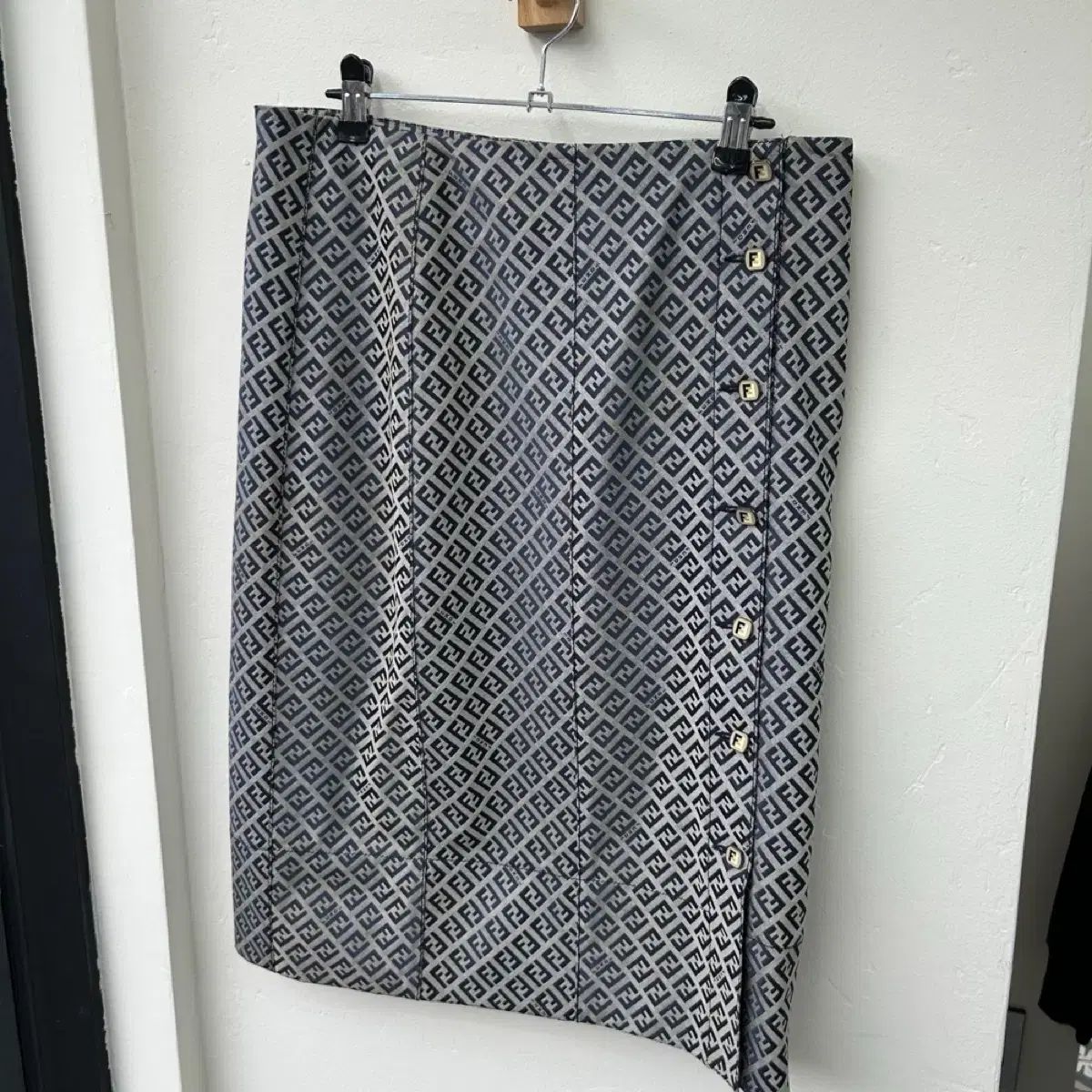 14990 - FENDI フェンディ ズッカ スカート - メルカリ
