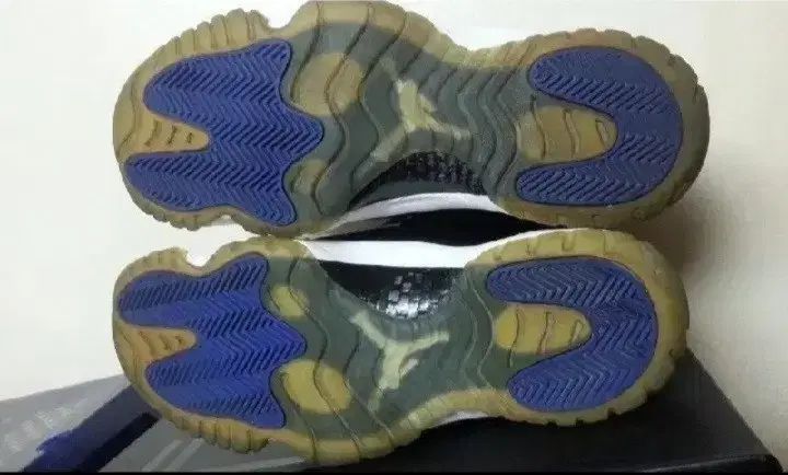 ナイキ ジョーダン11 スペースジャム 265 練習用ボール クールダウン用品