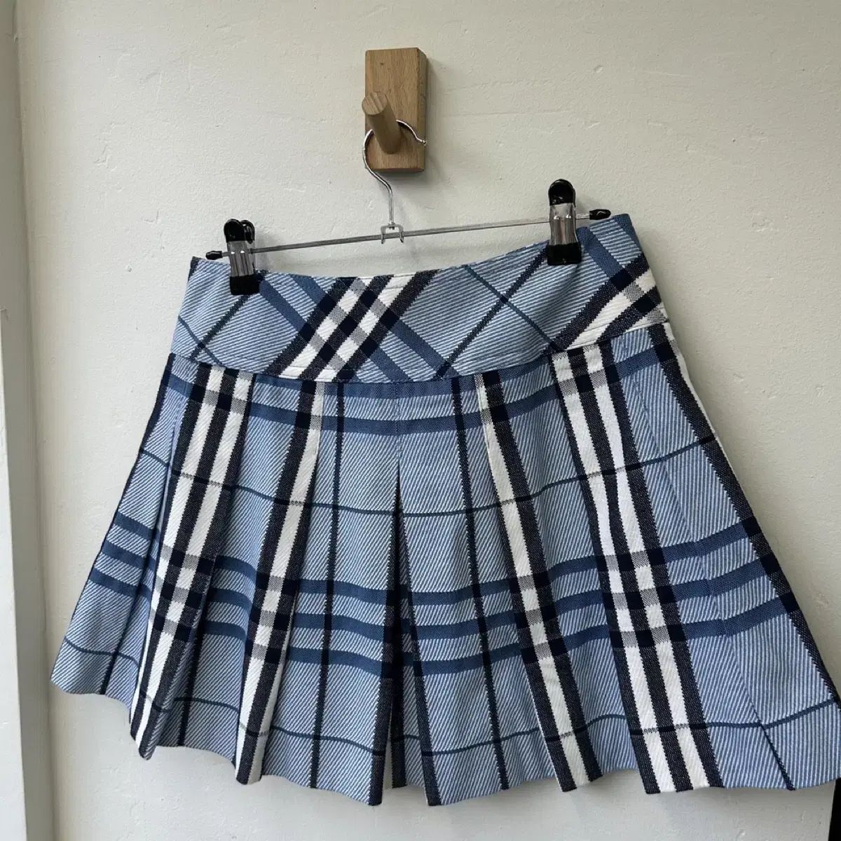 バーバリーブルーレーベル　スカート2枚付き(1枚タグ付き新品) 15157 - バーバリー ブルーレーベル バックル チェック スカート