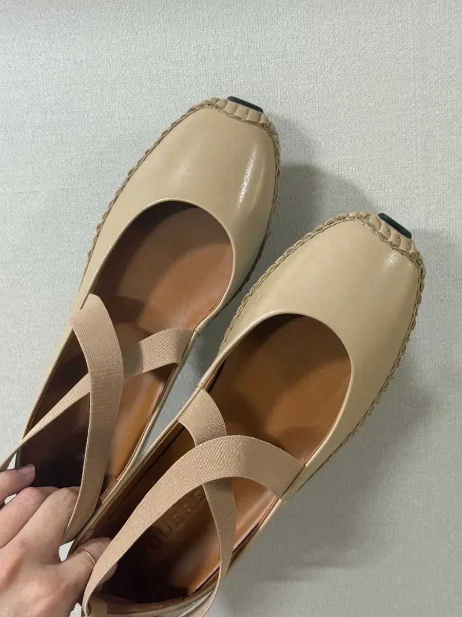 CUEREN バレリーナシューズ