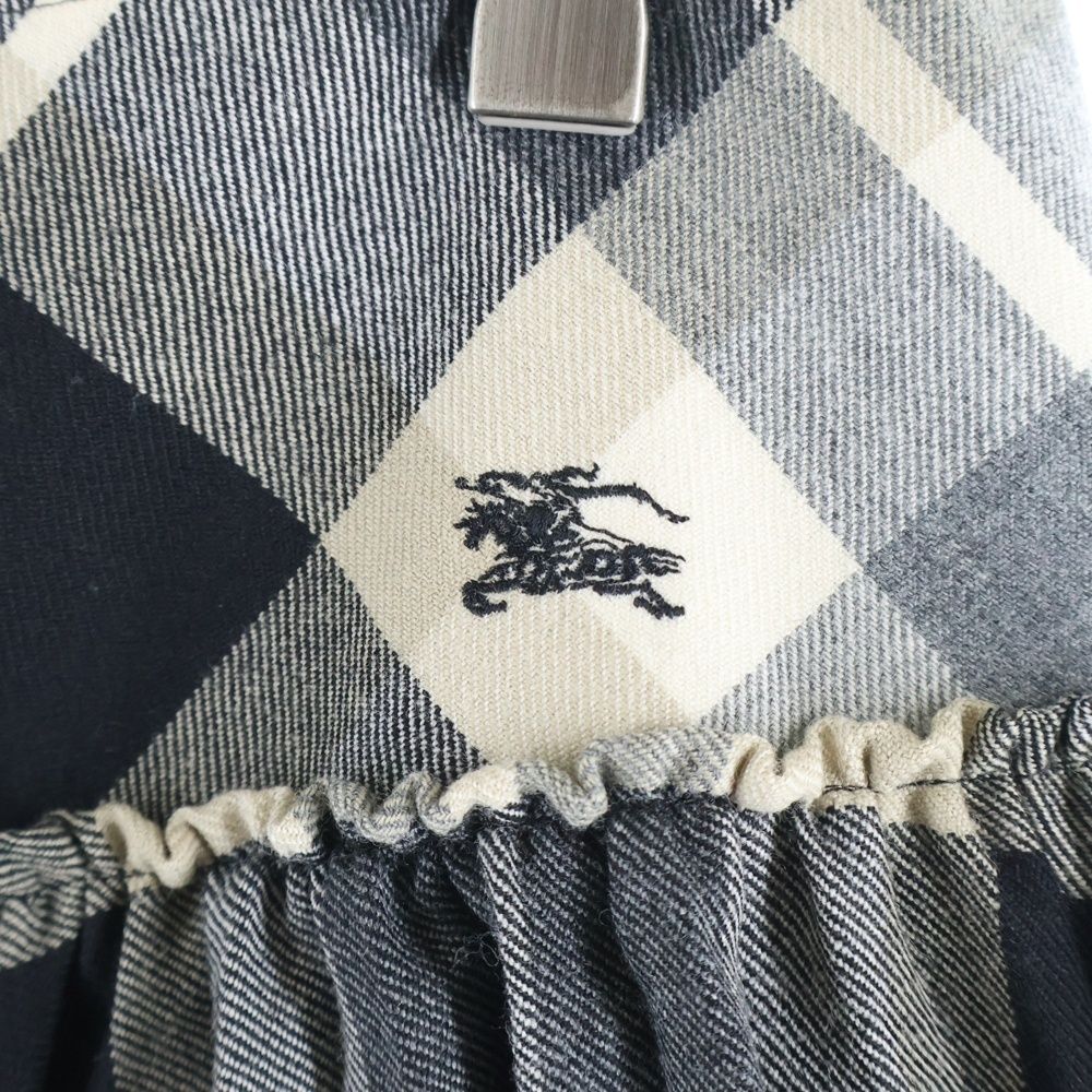 BURBERRY BLUE LABEL (バーバリーブルーレーベル) Skirt ロゴ刺繍