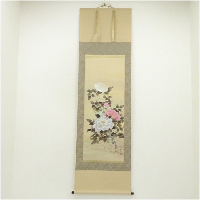 栄呂筆 牡丹 肉筆絹本掛軸（共箱） 掛け軸 床の間 書 おしゃれ 絵画