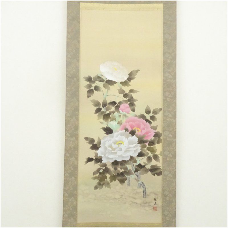 栄呂筆 牡丹 肉筆絹本掛軸（共箱） 掛け軸 床の間 書 おしゃれ 絵画