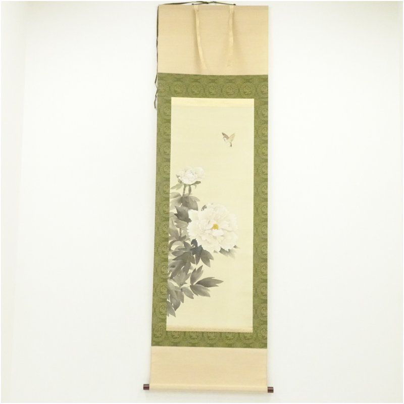 裕香筆 牡丹 肉筆絹本掛軸（共箱） 掛け軸 床の間 書 おしゃれ 絵画