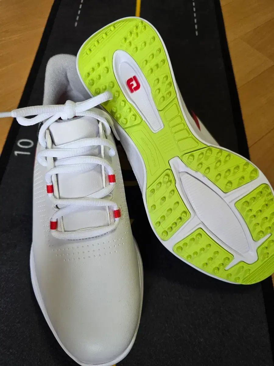 FootJoy ゴルフシューズ 女性用 M ホワイト/ライム FootJoy ゴルフシューズ 女性用 M ホワイト/ライム 女性用ゴルフ