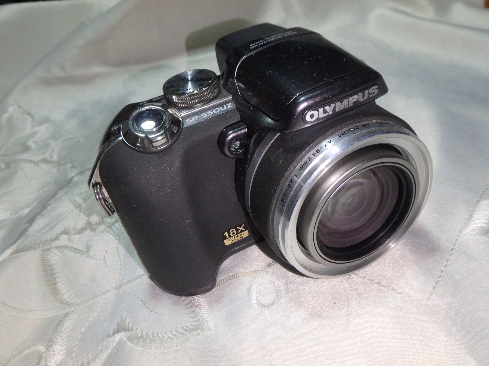 カメラ 動作品 OLYMPUS SP-550UZ デジタルカメラ 乾電池駆動