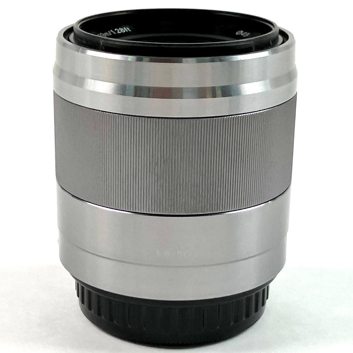 SONY E 50mm F1.8 OSS シルバー 美品 レンズフード付き SONY E 50mm F1.8 OSS シルバー 美品 レンズフード付き SONY FE 50mm