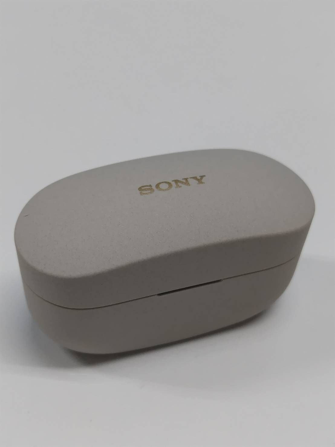 美品】SONY WF-1000XM4/YY2948/プラチナシルバー/充電ケースのみ