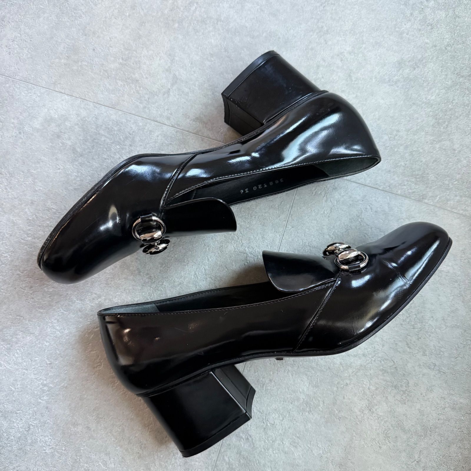 美品 GUCCI グッチ ホースビットパンプス パテントレザー ブラック