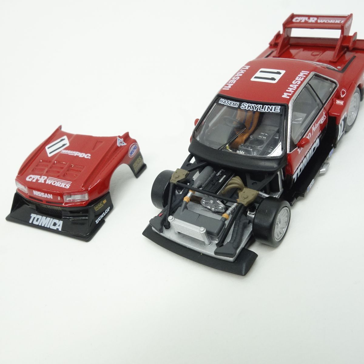 トミカリミテッドヴィンテージネオ スカイライン スーパーシルエット