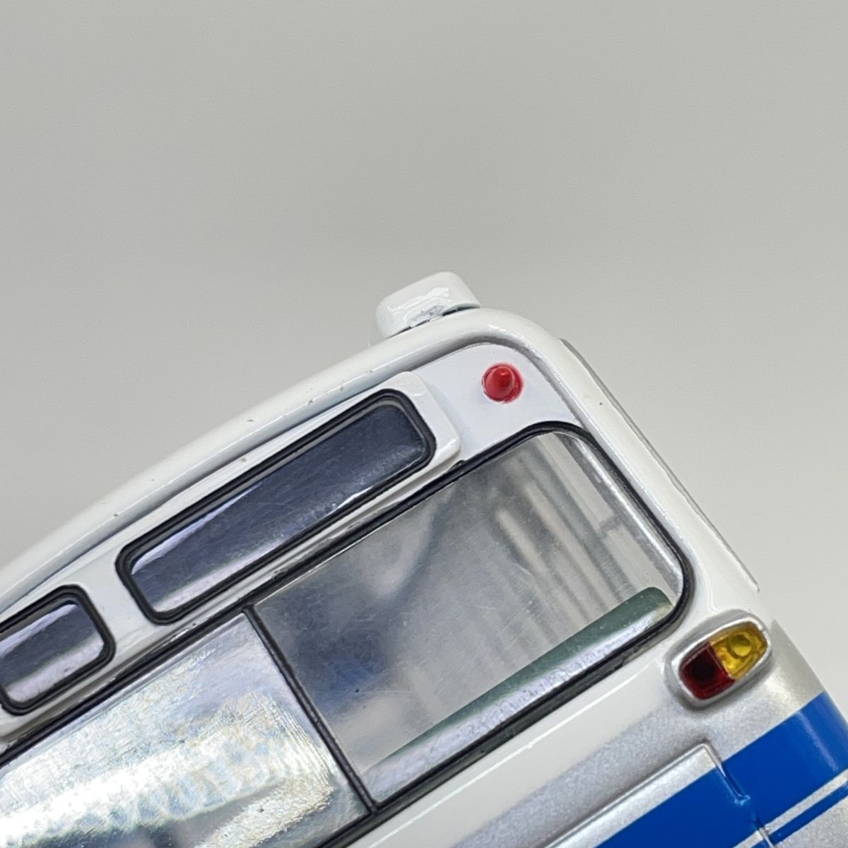 トミカリミテッドヴィンテージネオ LV-09b いすゞ BU04型バス 岩手県