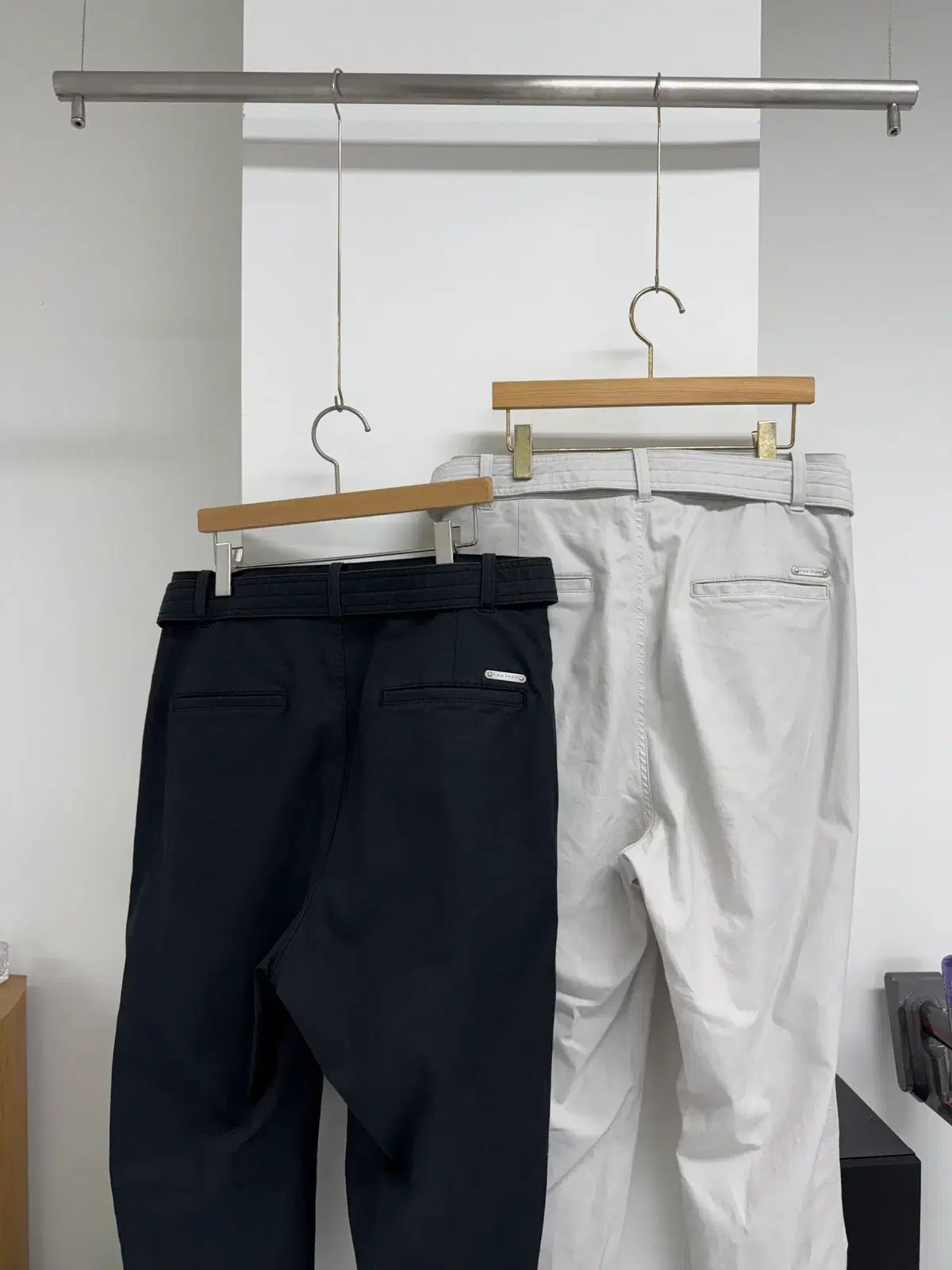 IRO イロ ベルト付き パンツ