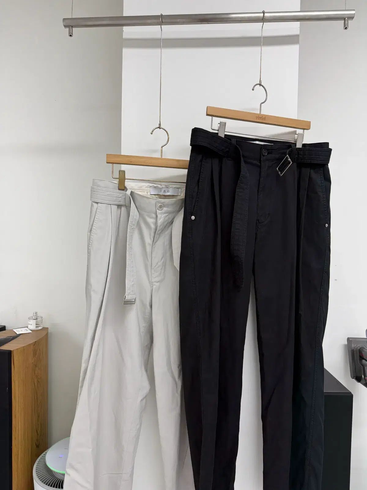 IRO イロ ベルト付き パンツ