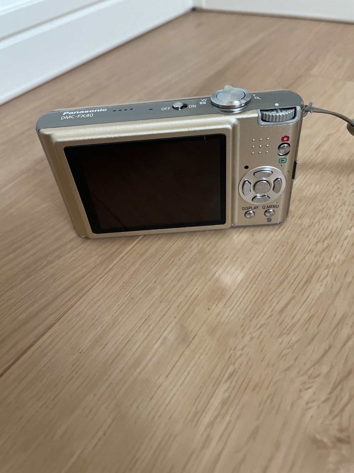 Panasonic LUMIX DMC-FX40 デジカメゴールド - メルカリ