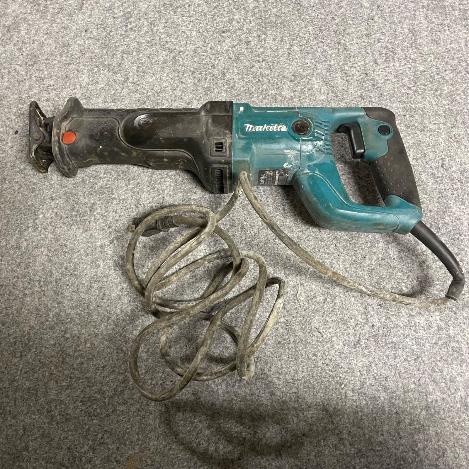  ♭ MAKITA マキタ 100 v レシプロソー 取説 ケース付 JR 3050 T レシプロソー 切断工具 切断機