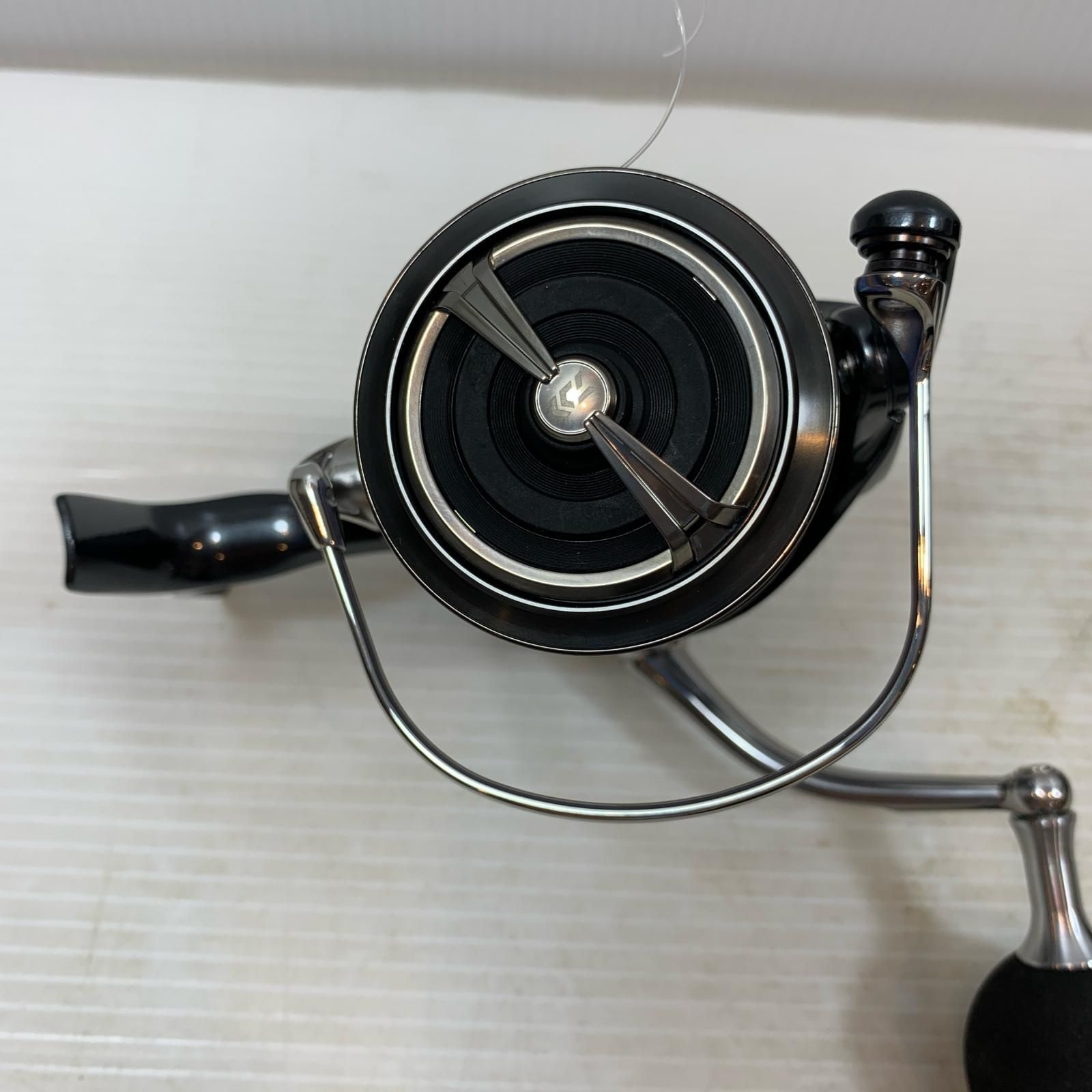 スピニングリール 24セルテート