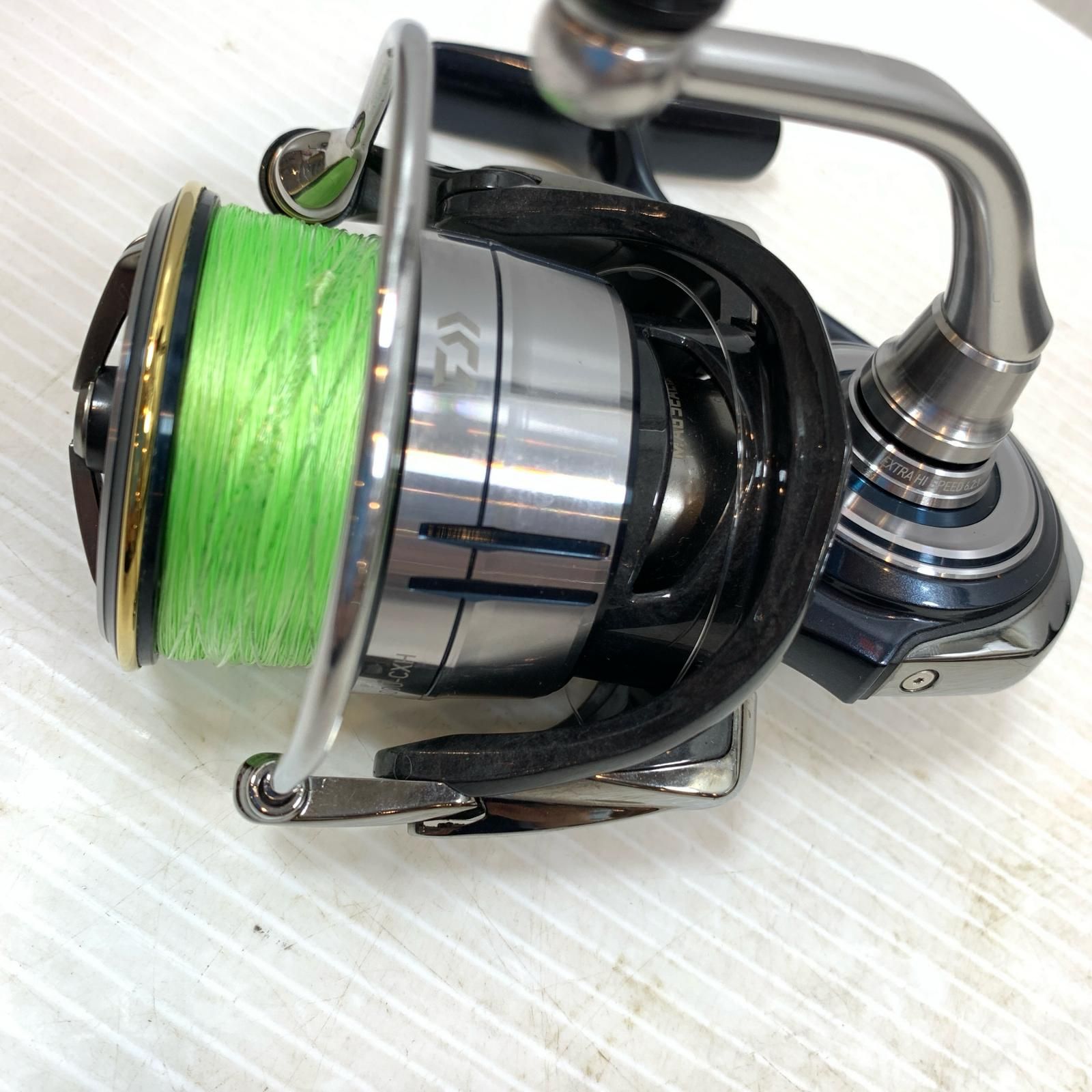 ττDAIWA ダイワ スピニングリール 19セルテート LT4000-CXH キズ有