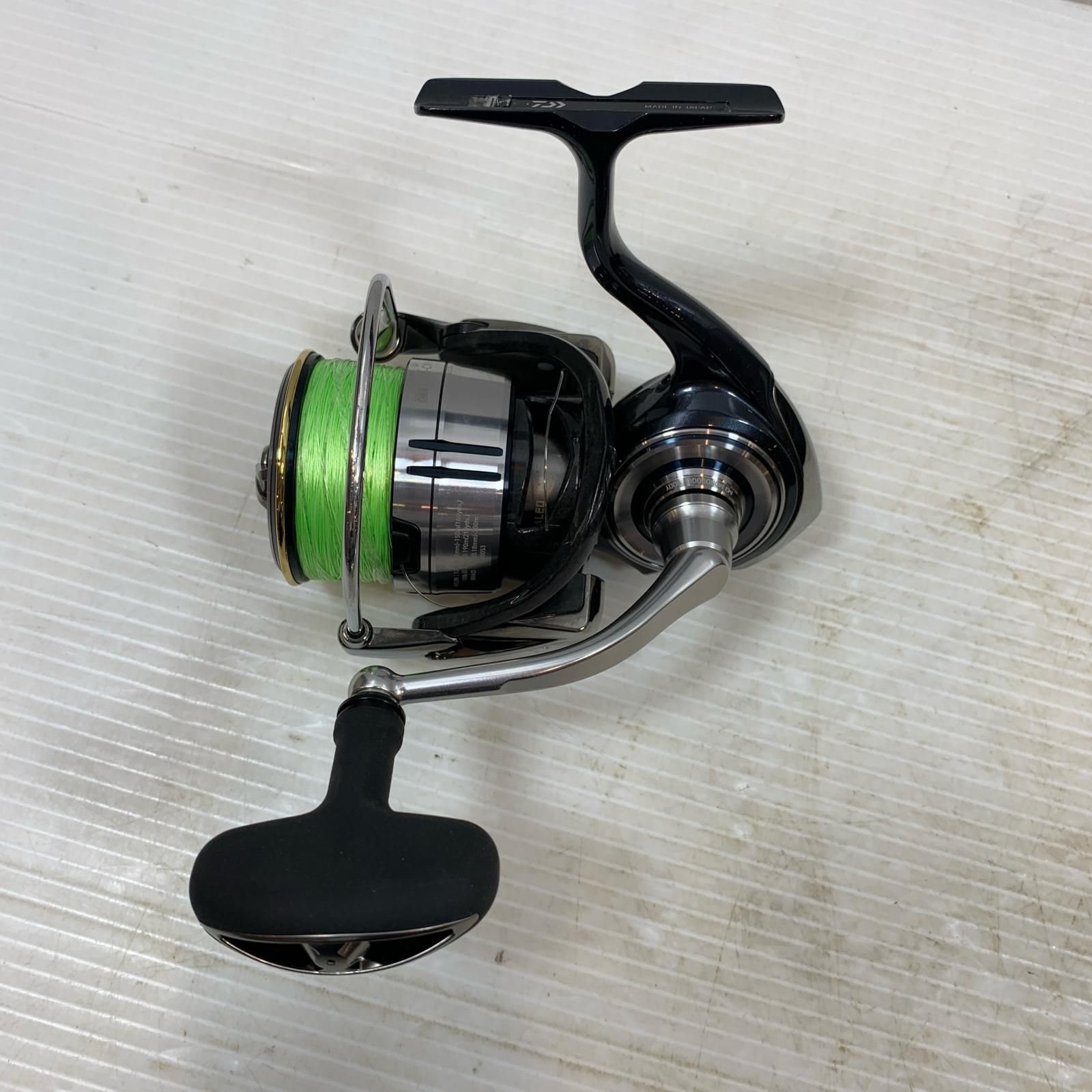 ττDAIWA ダイワ スピニングリール 19セルテート LT 4000-CXH キズ有 060053