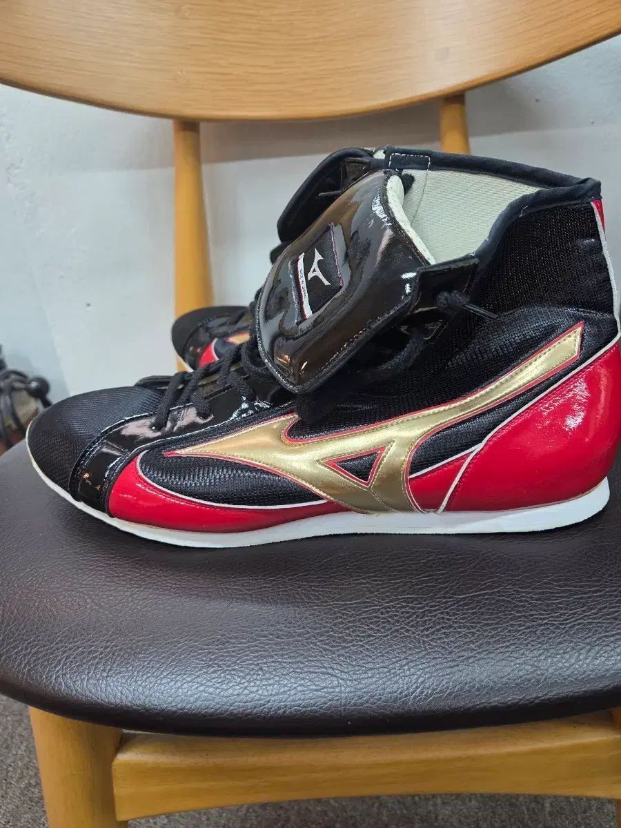 ミズノ ボクシング シューズ 290