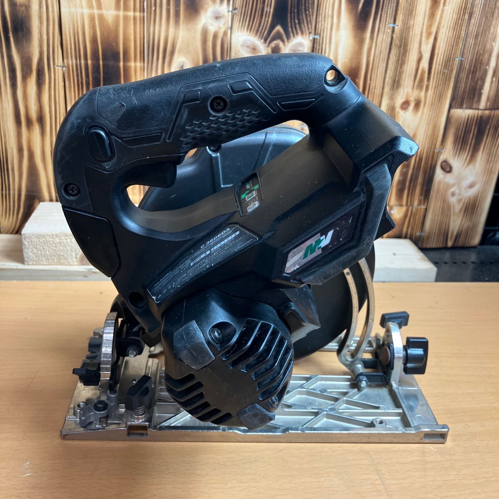 ハイコーキ HIKOKI 旧 日立工機 コードレス丸のこ C 3606 DA NNB