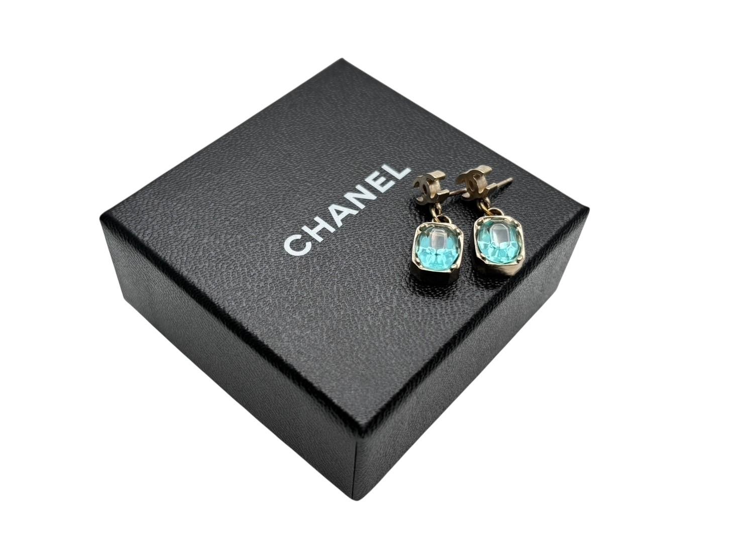 刻印なしのタイプ CHANEL ビジュー付きドロップピアス 極美品 CHANEL シャネル ココマーク ドロップピアス 重量約4.0g 07A