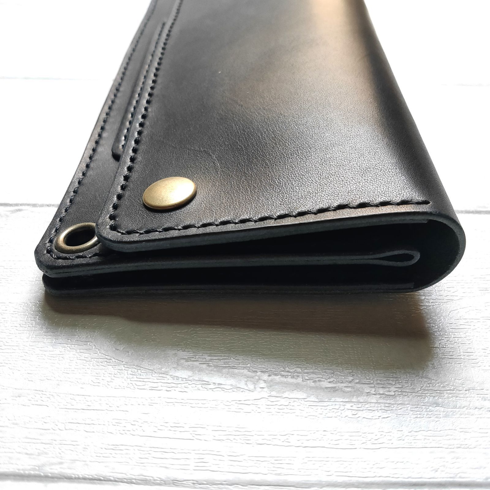 牛革トラッカーウォレット ロングサイズ ブラック 金具アンティーク色